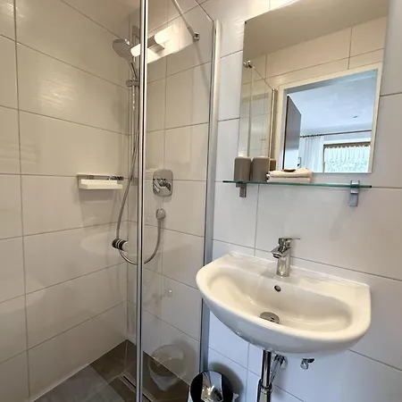 게스트하우스 Fruehstueckspension Seeblick 3*